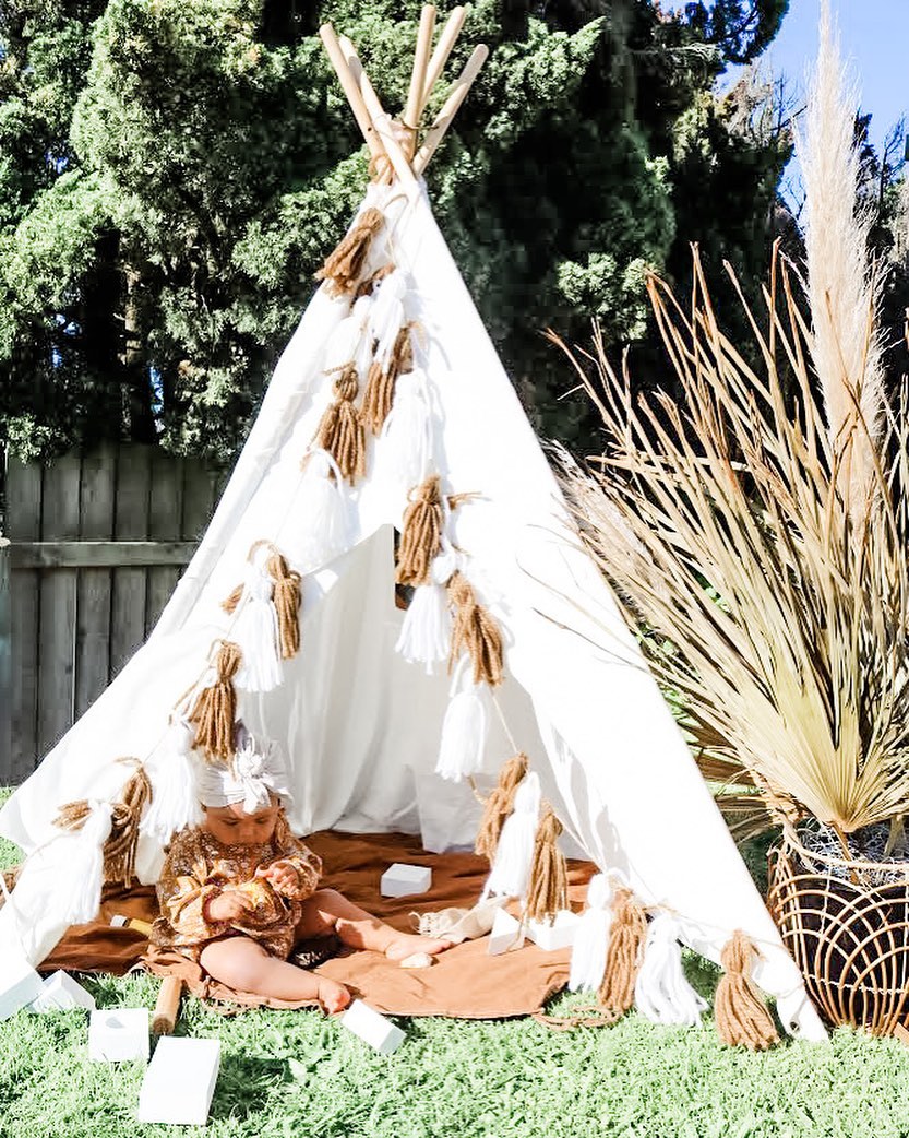 Natural Montana Teepee & Floor Mat